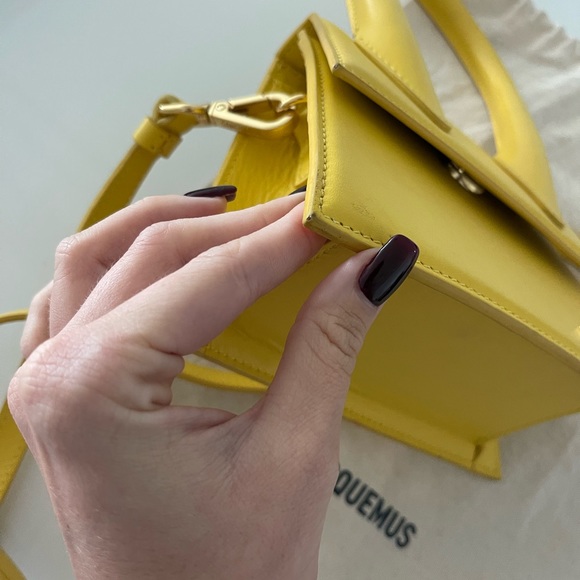 SOLD!!! Jacquemus Le Chiquito Moyen bag authentic with receipt - Picture 4 of 16